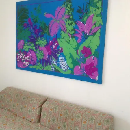Apartahotel Junior 2 *